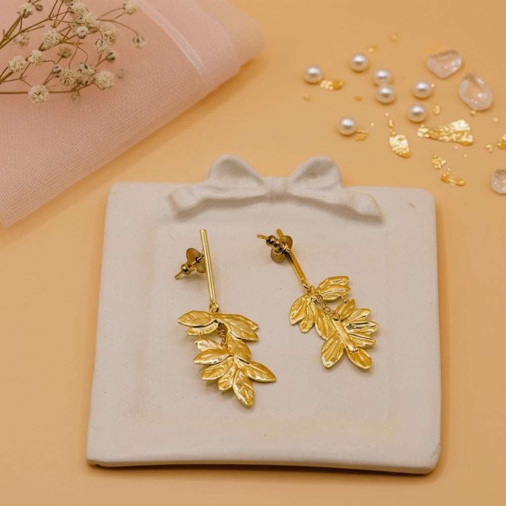 Golden Leaf Cascade (18K Gold Finish)