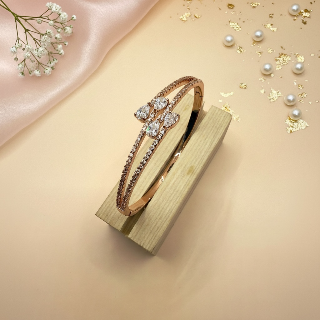Petal Spark Bracelet (Gold Finish)