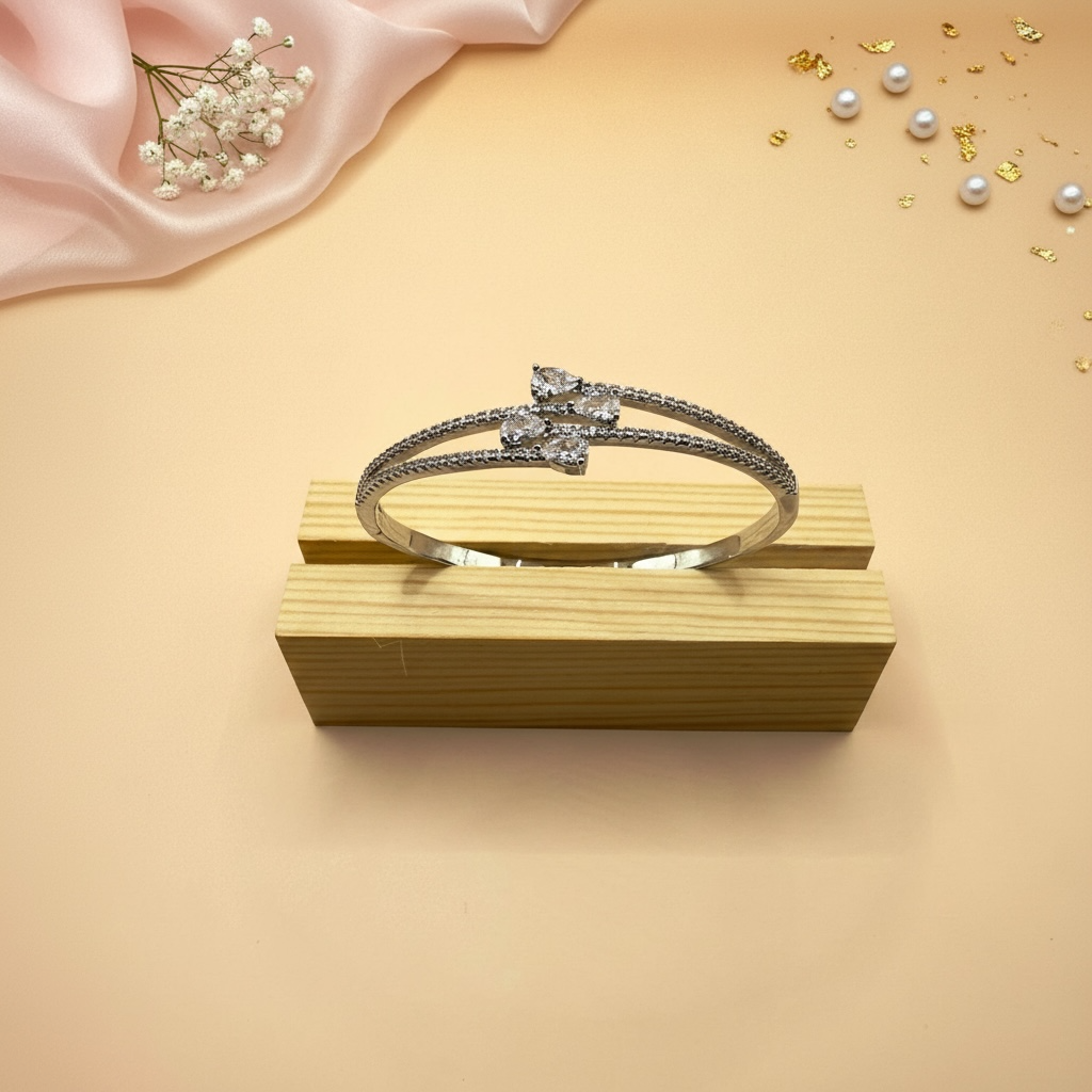 Petal Spark Bracelet (Silver Finish)