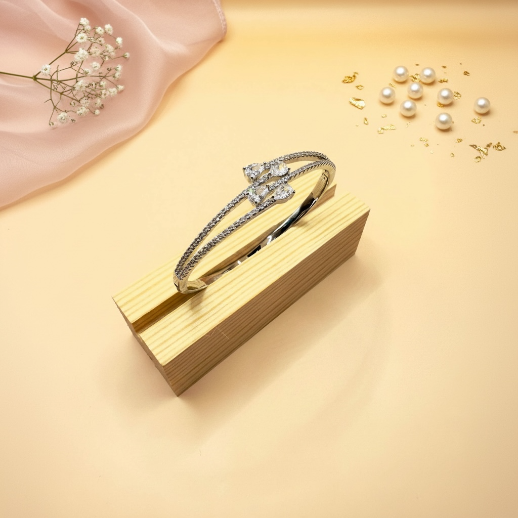 Petal Spark Bracelet (Silver Finish)