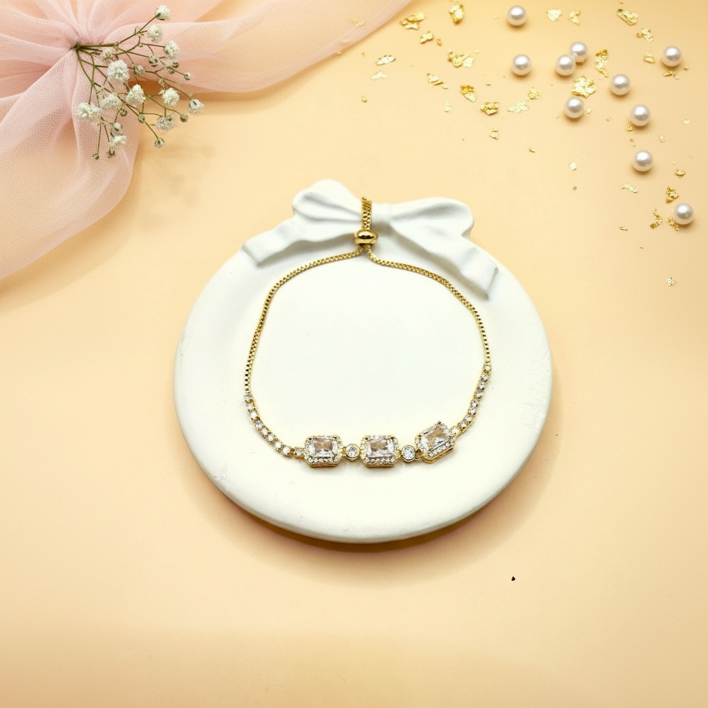 Radiant Link Bracelet (Gold Finish)