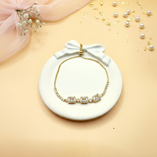 Radiant Link Bracelet (Gold Finish)