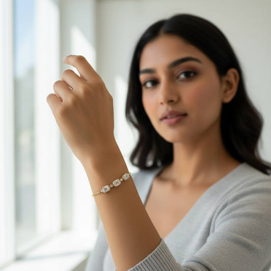 Radiant Link Bracelet (Gold Finish)