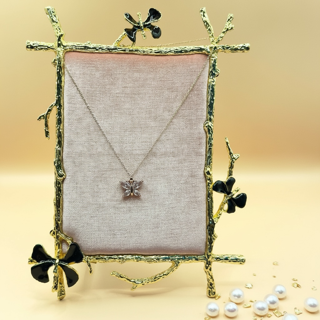 Celeste Flutter Pendant Chain