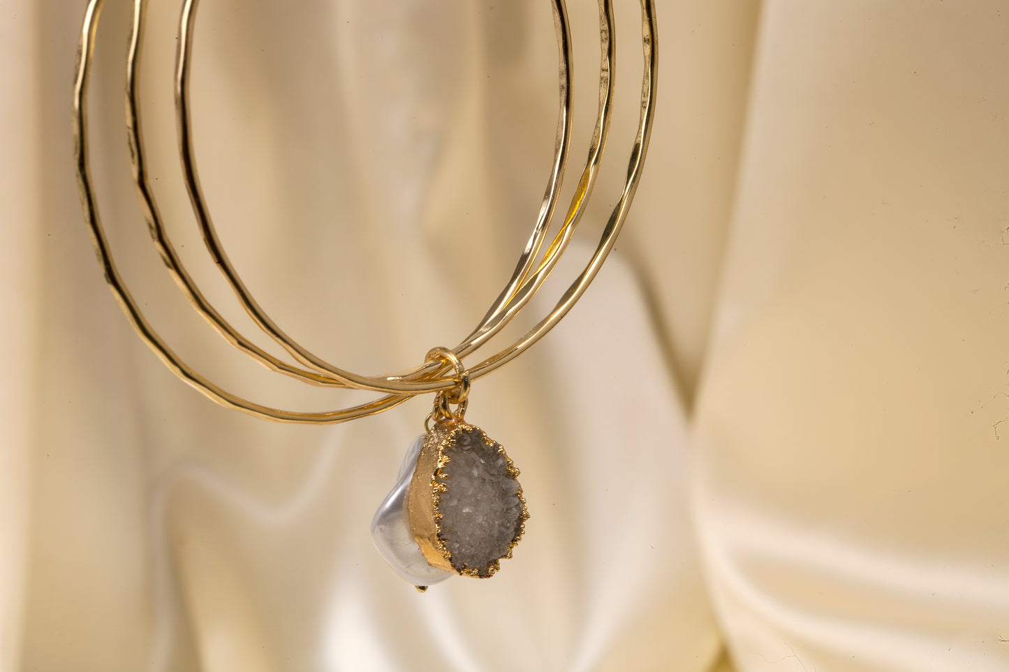 Golden Whispers Bangle Set