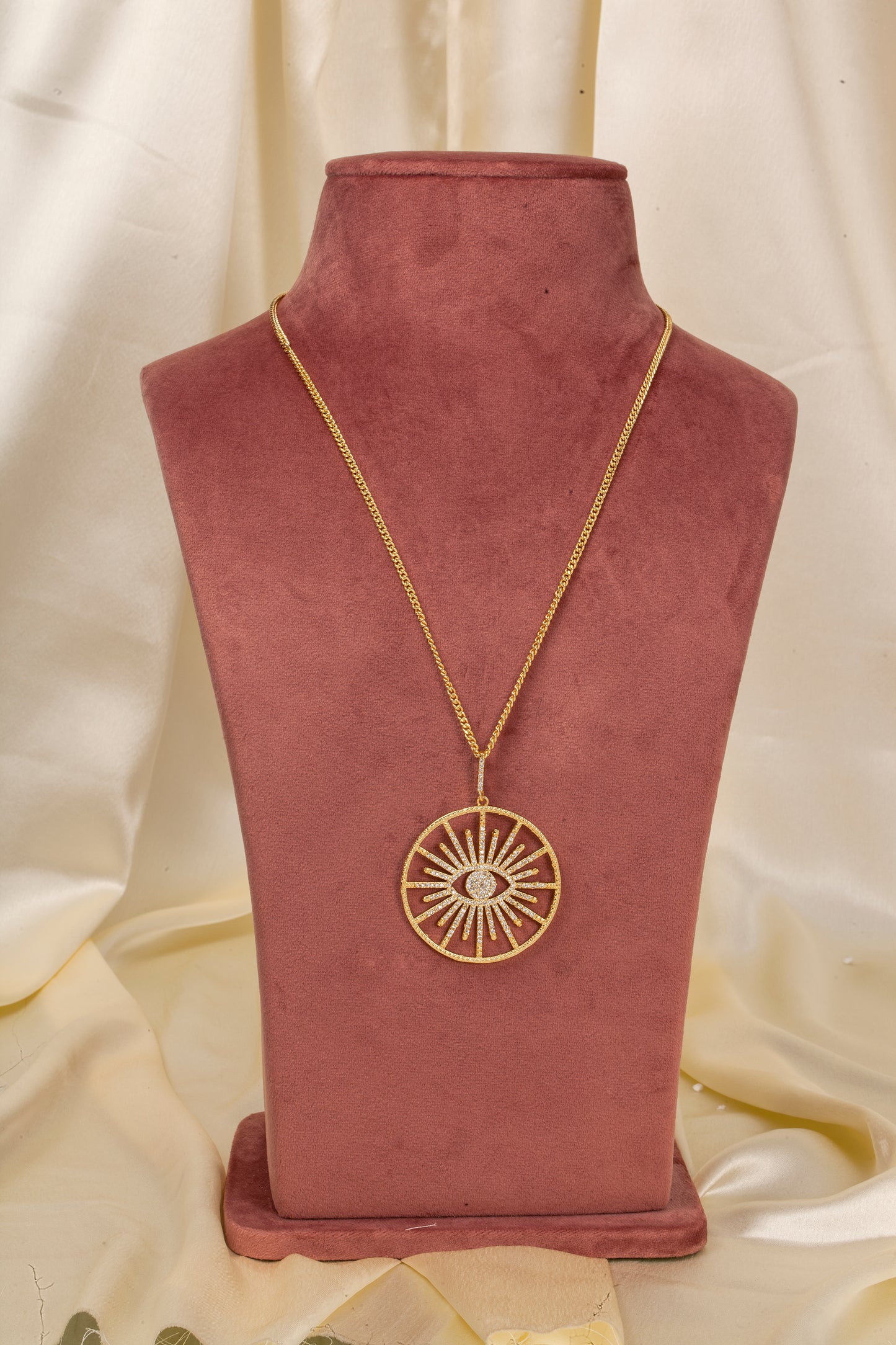 Radiant Eye Pendant Necklace (18K Gold Finish)