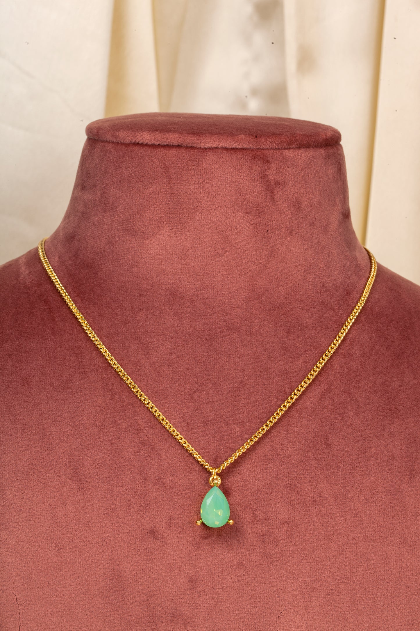 Verdant Glow Drop Pendant Necklace